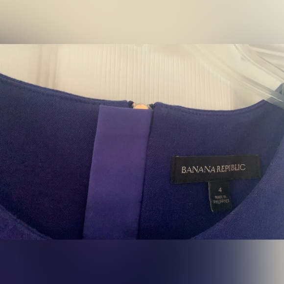 Beautiful Banana Republic scuba dress - Picture 4 of 4